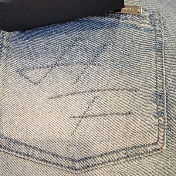 Homme + Femme Men'S Denim Logo Painted Distressed Shorts Size 42 NEW! - Picture 13 of 14